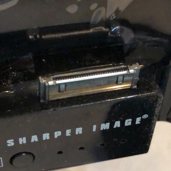 Sharper Image rechargeable charger iPod touch and older iPhones - cord and base - Picture 8 of 12